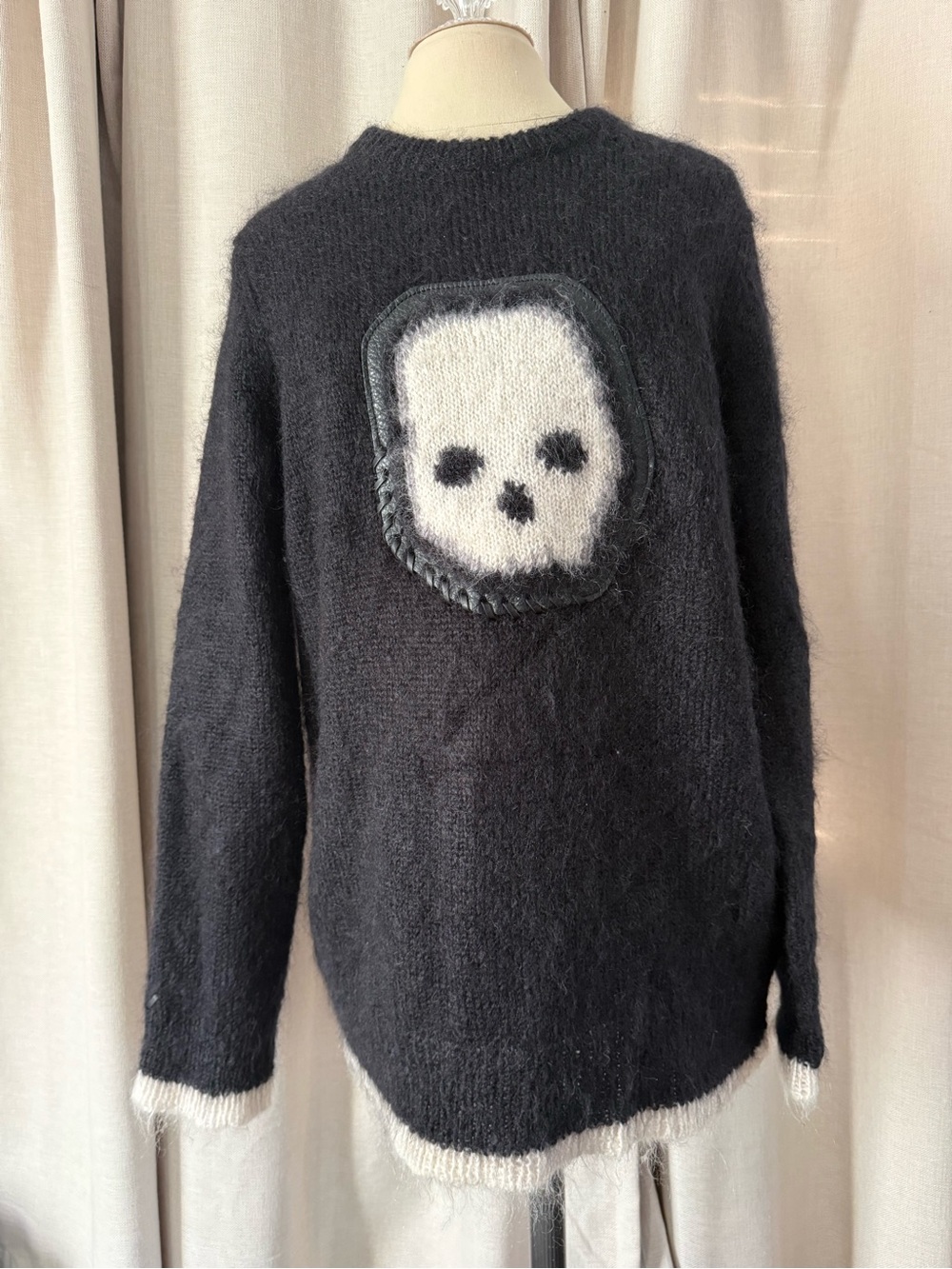 Coach women’s black Mohair Blend Skull Patch Sweater Size S